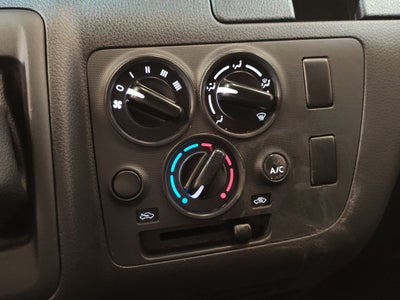 2024 Nissan URVAN URVAN PANEL AMPLIA AA