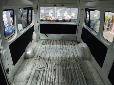 2021 Nissan URVAN PANEL 4 VENTANAS AMPLIA PAQ. SEG TM 21