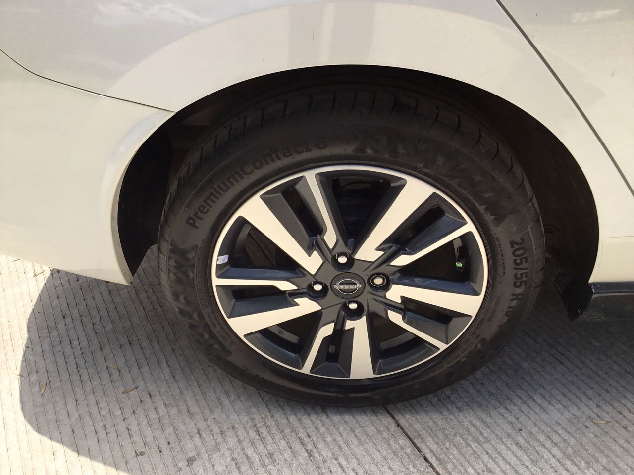 2023 Nissan VERSA ADVANCE CVT 23