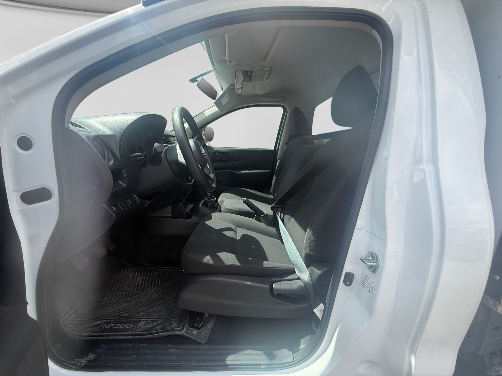 2026 Nissan PICKUP NP300 CHASIS TM AC