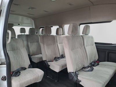 2024 Nissan NV350 URVAN 14 PASAJEROS AMPLIA AA 24
