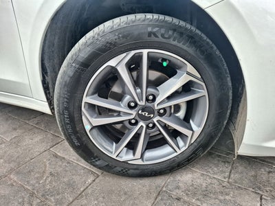 2023 Kia FORTE LX IVT