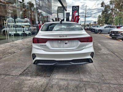 2023 Kia FORTE LX IVT