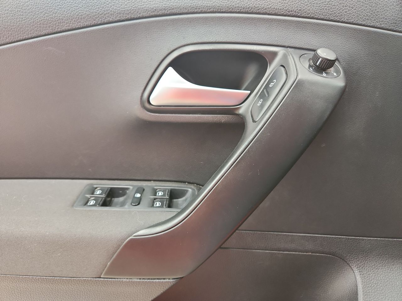 2020 Volkswagen POLO STARTLINE STD.