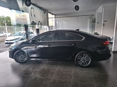 2022 Kia FORTE GT