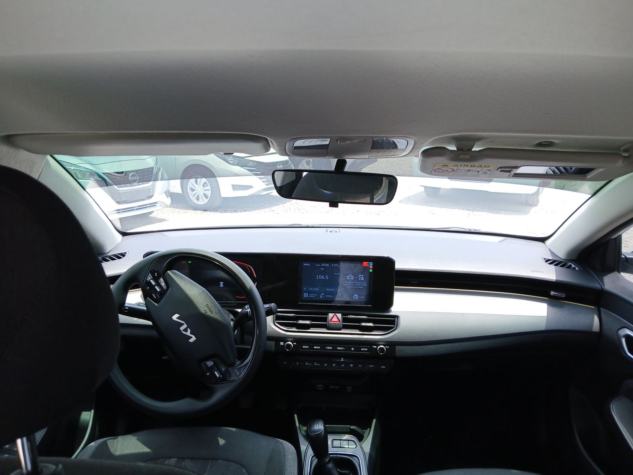 2024 Kia K3 LX MT