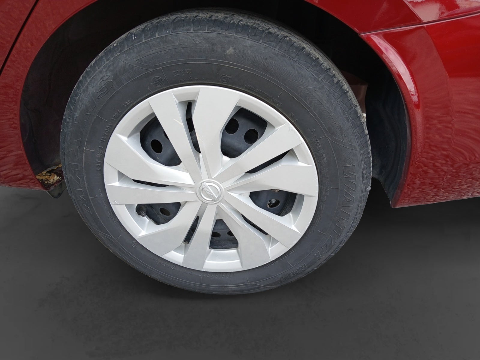 2024 Nissan VERSA SENSE MT 24