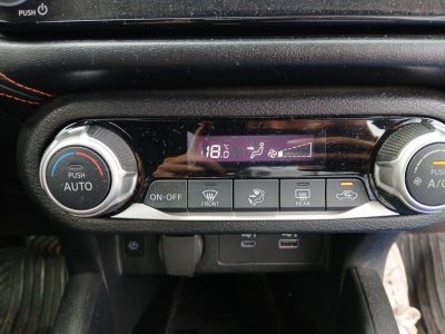 2023 Nissan VERSA SR CVT 23