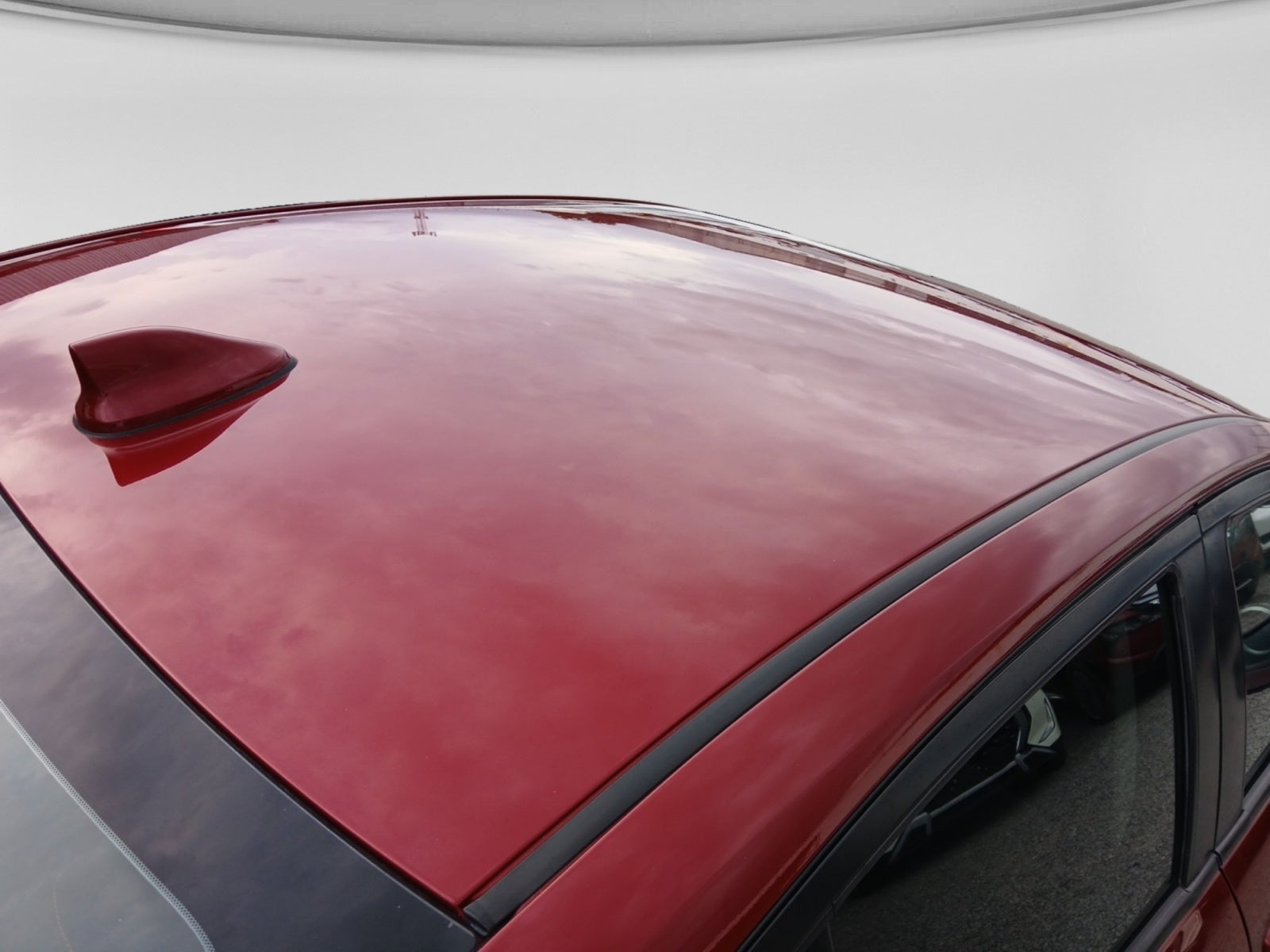 2023 Nissan VERSA SR CVT 23