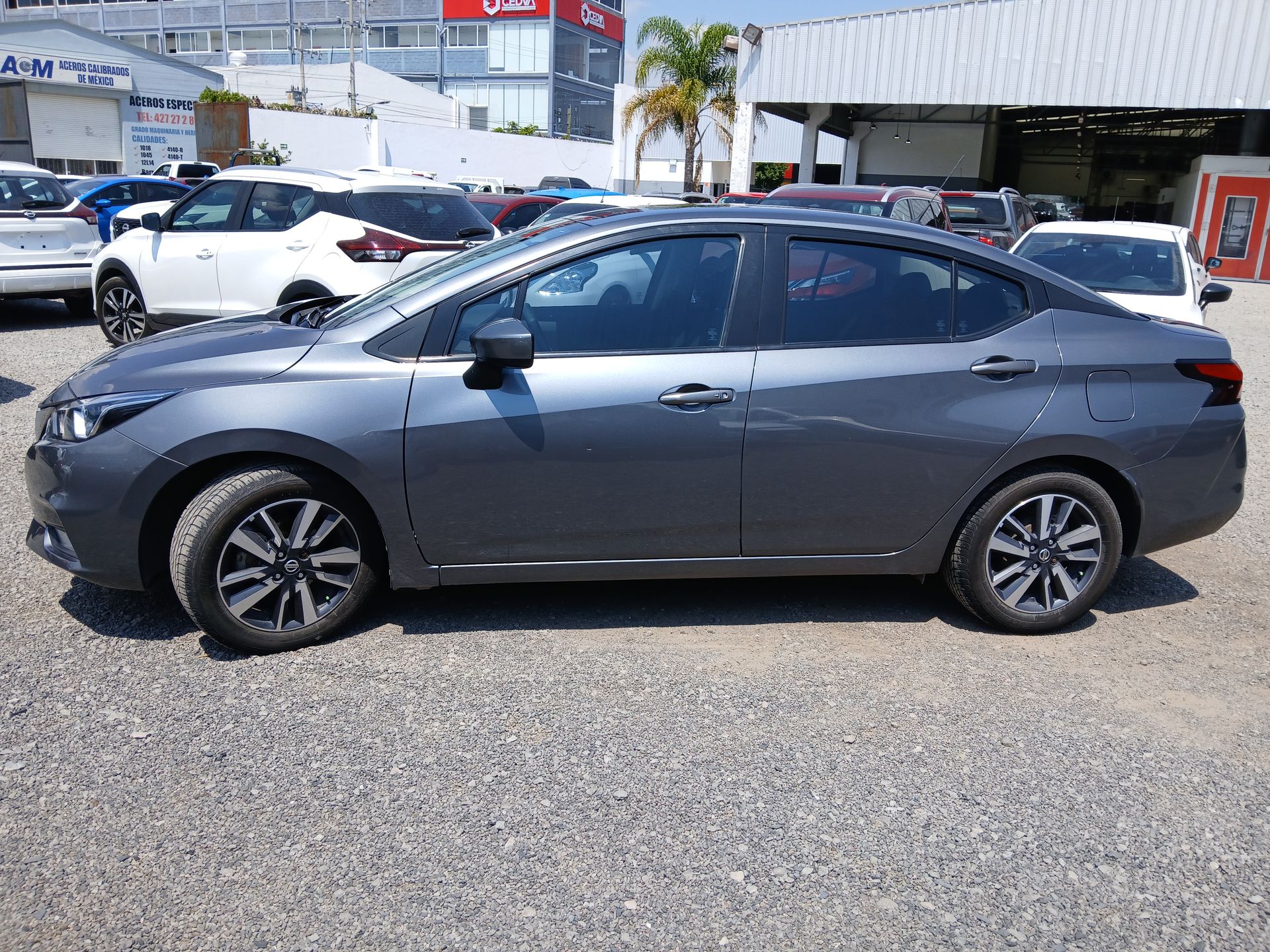 2022 Nissan VERSA ADVANCE MT 22