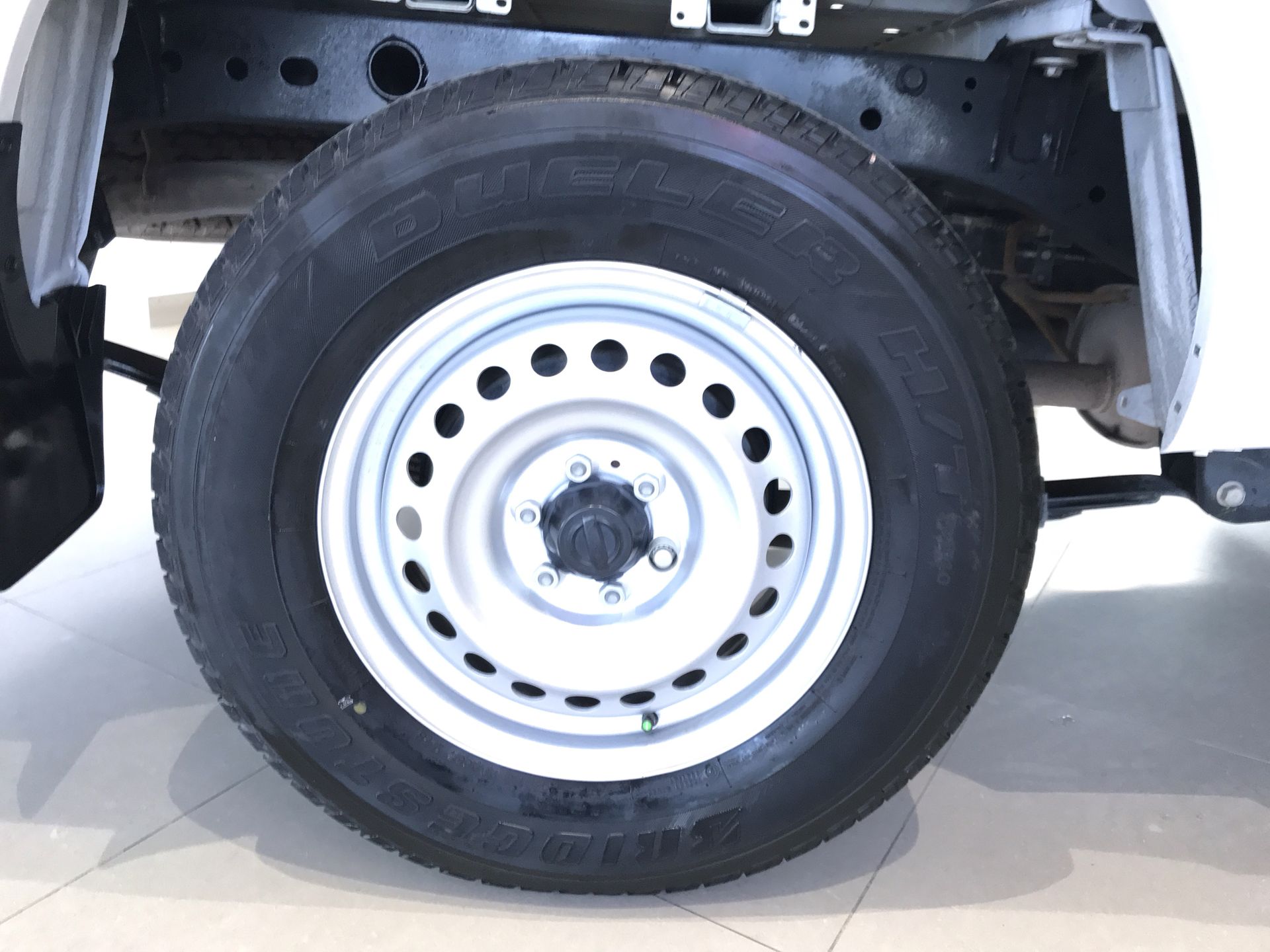 2024 Nissan NP300 NP300 CHASIS TM AC 24
