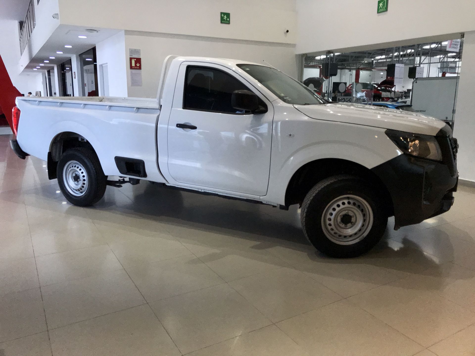 2024 Nissan NP300 NP300 CHASIS TM AC 24