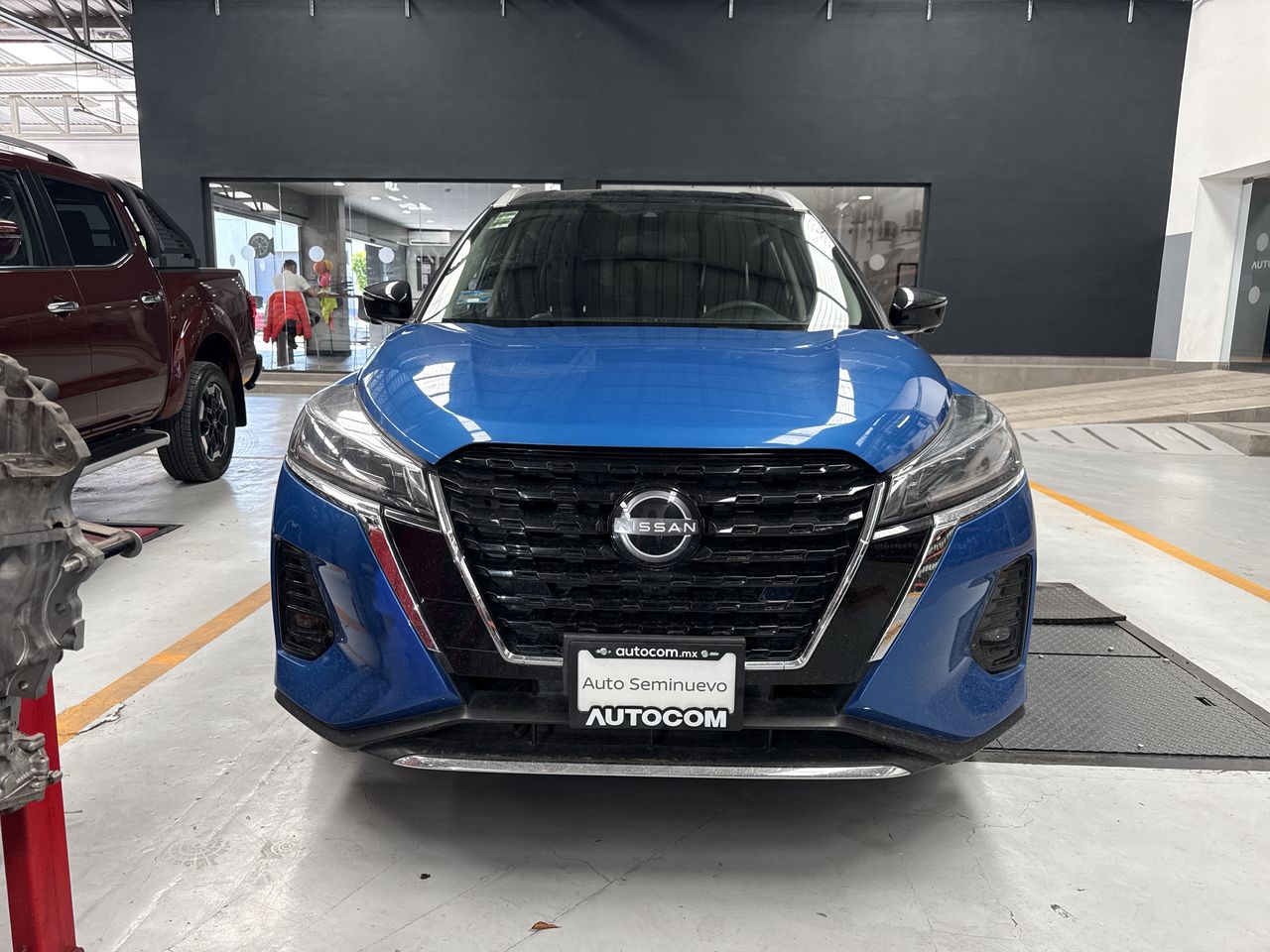 2023 Nissan KICKS PLATINUM BI-TONO 1.6 LTS CVT 23