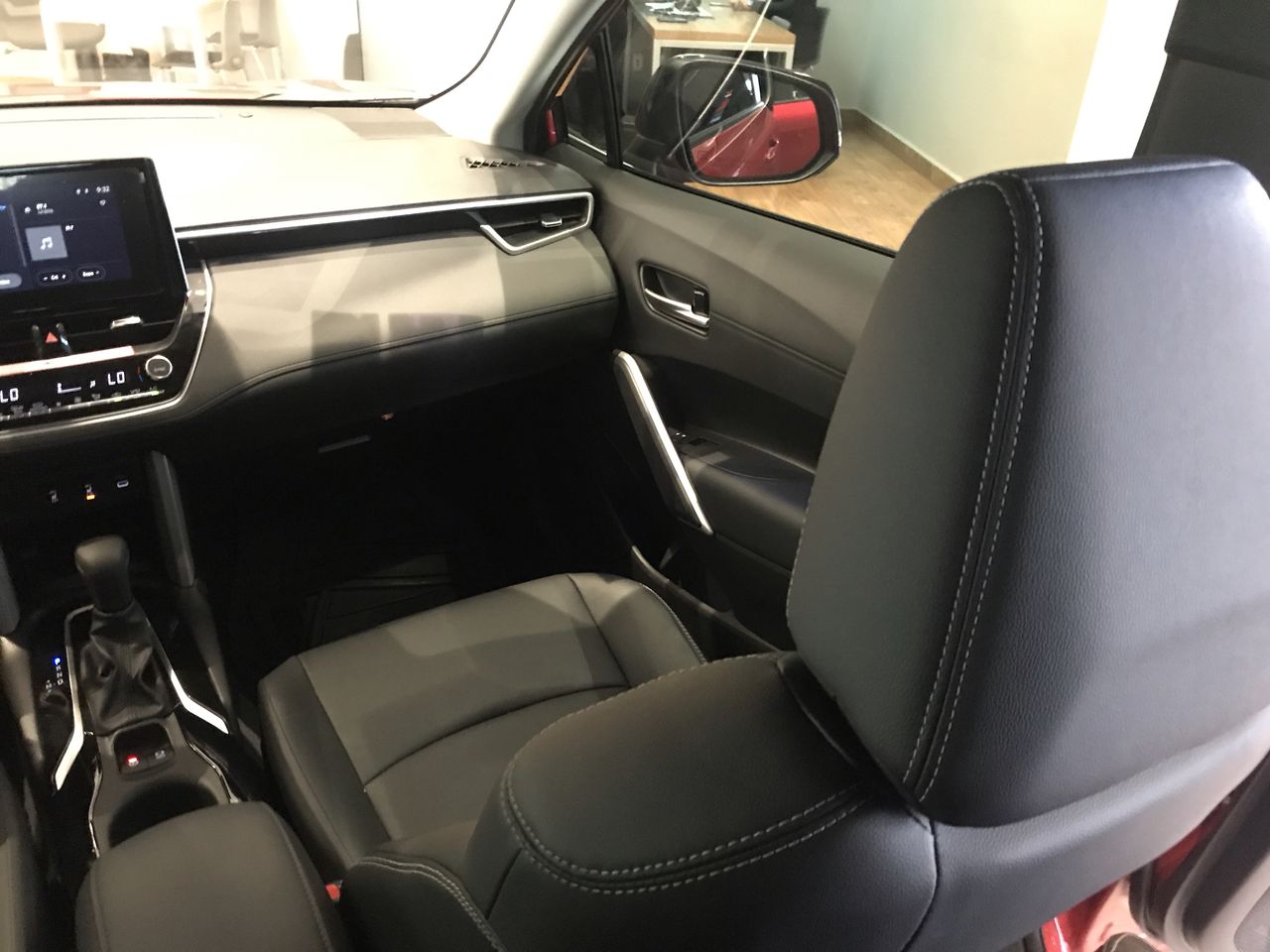 2025 Toyota COROLLA CROSS XLE CVT