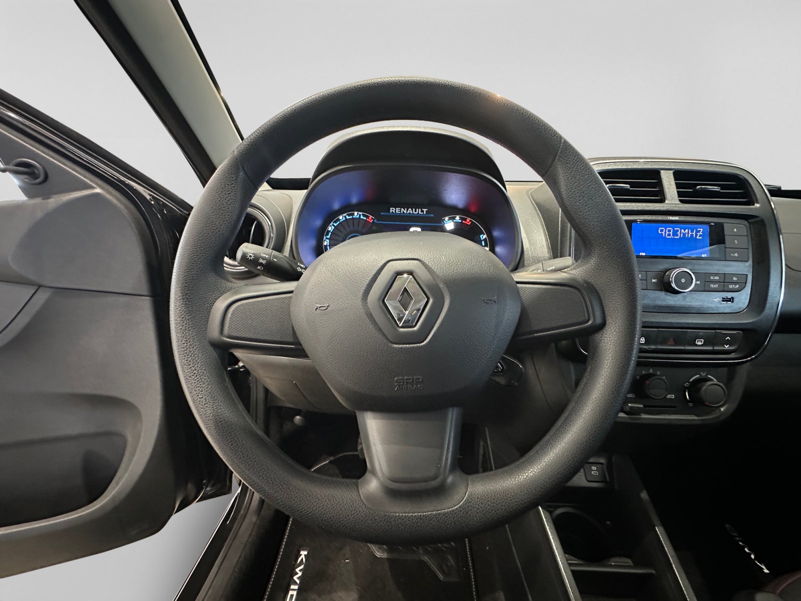 2026 RENAULT KWID INTENS