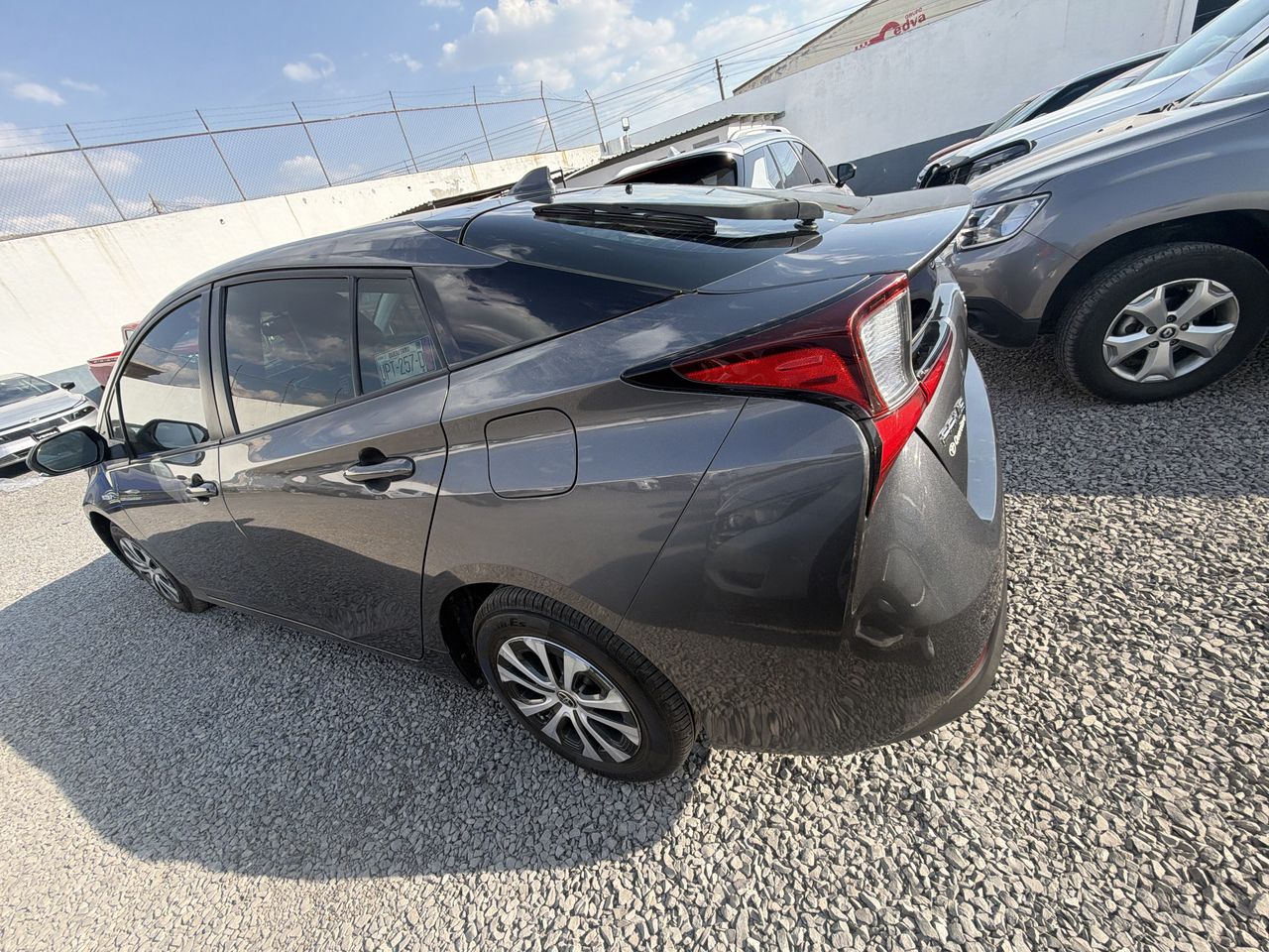 2020 Toyota PRIUS PREMIUM