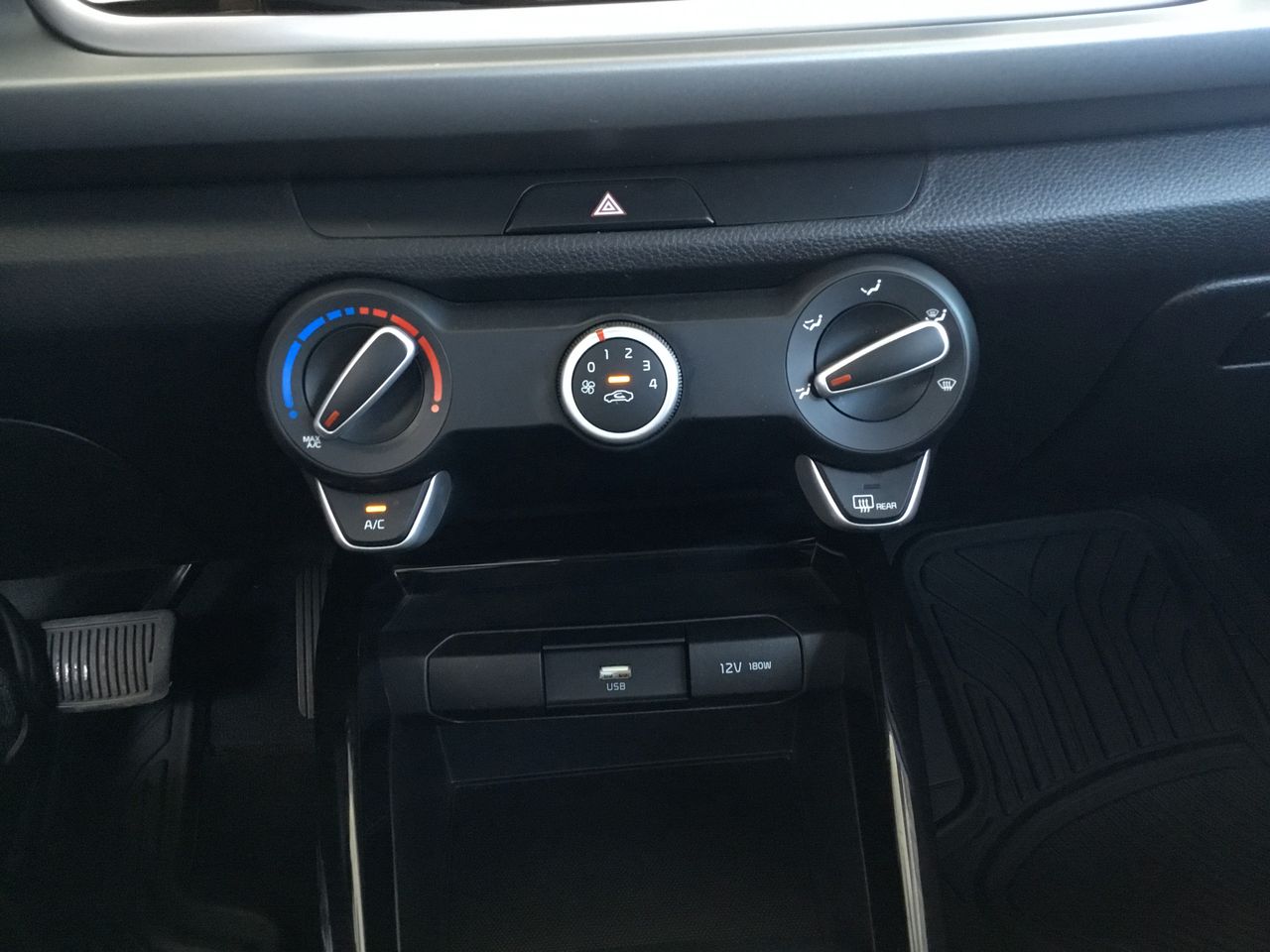 2022 Kia RIO NEW RIO LX TA HB