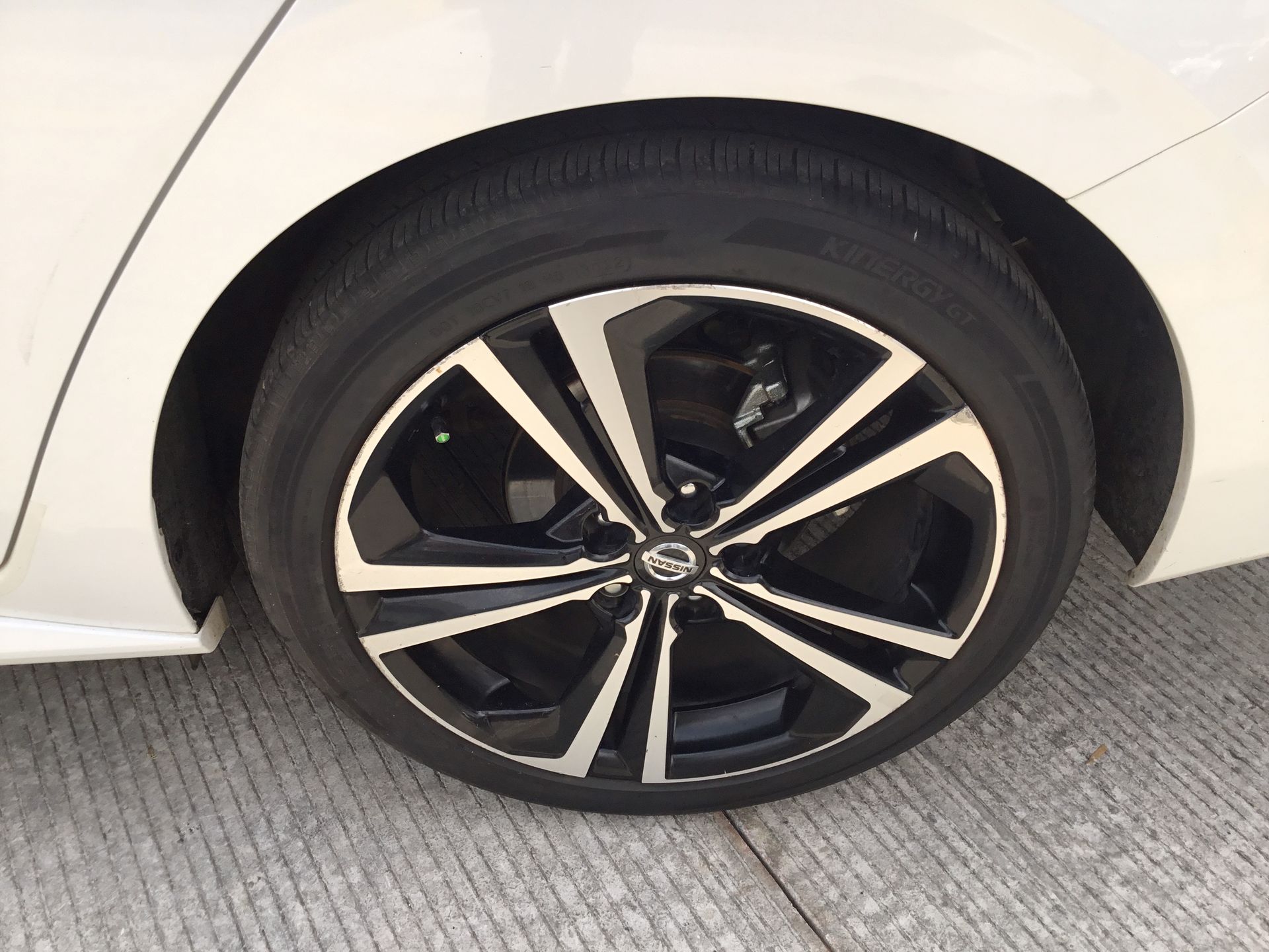 2023 Nissan SENTRA SENTRA SR PLATINUM CVT 2.0 LTS