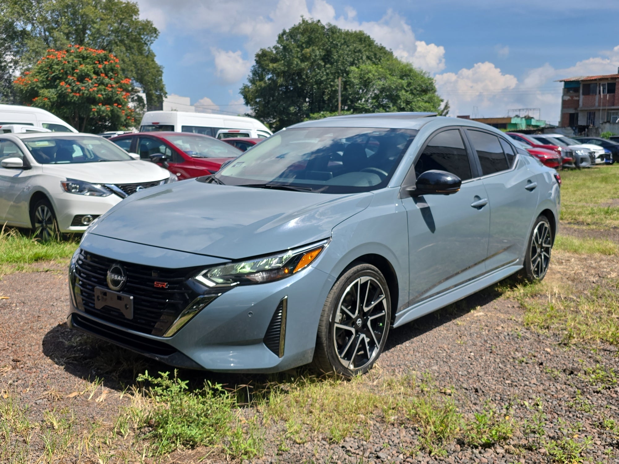 2025 Nissan SENTRA SR PLATINUM CVT 25