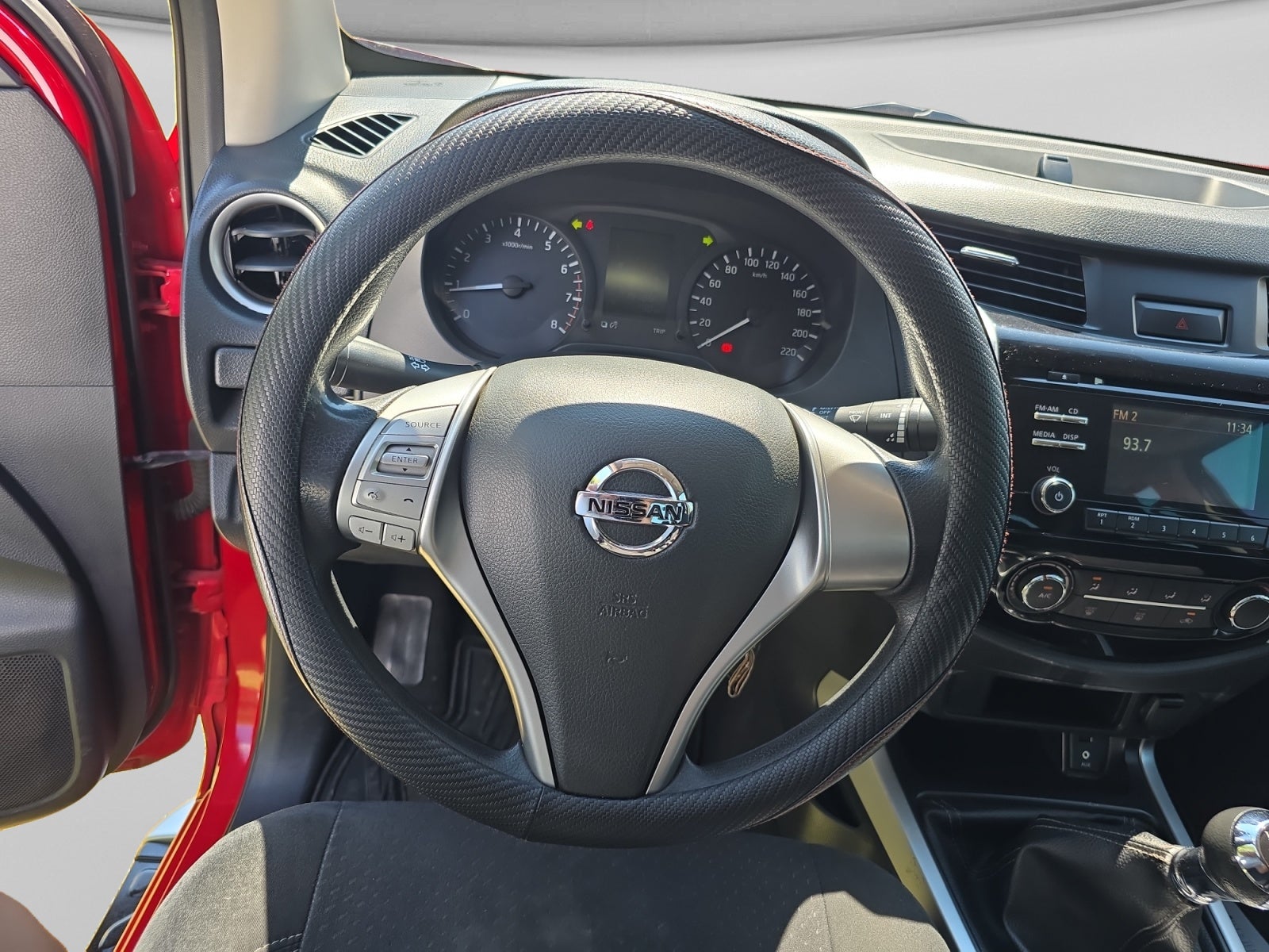 2020 Nissan FRONTIER LE TM AC