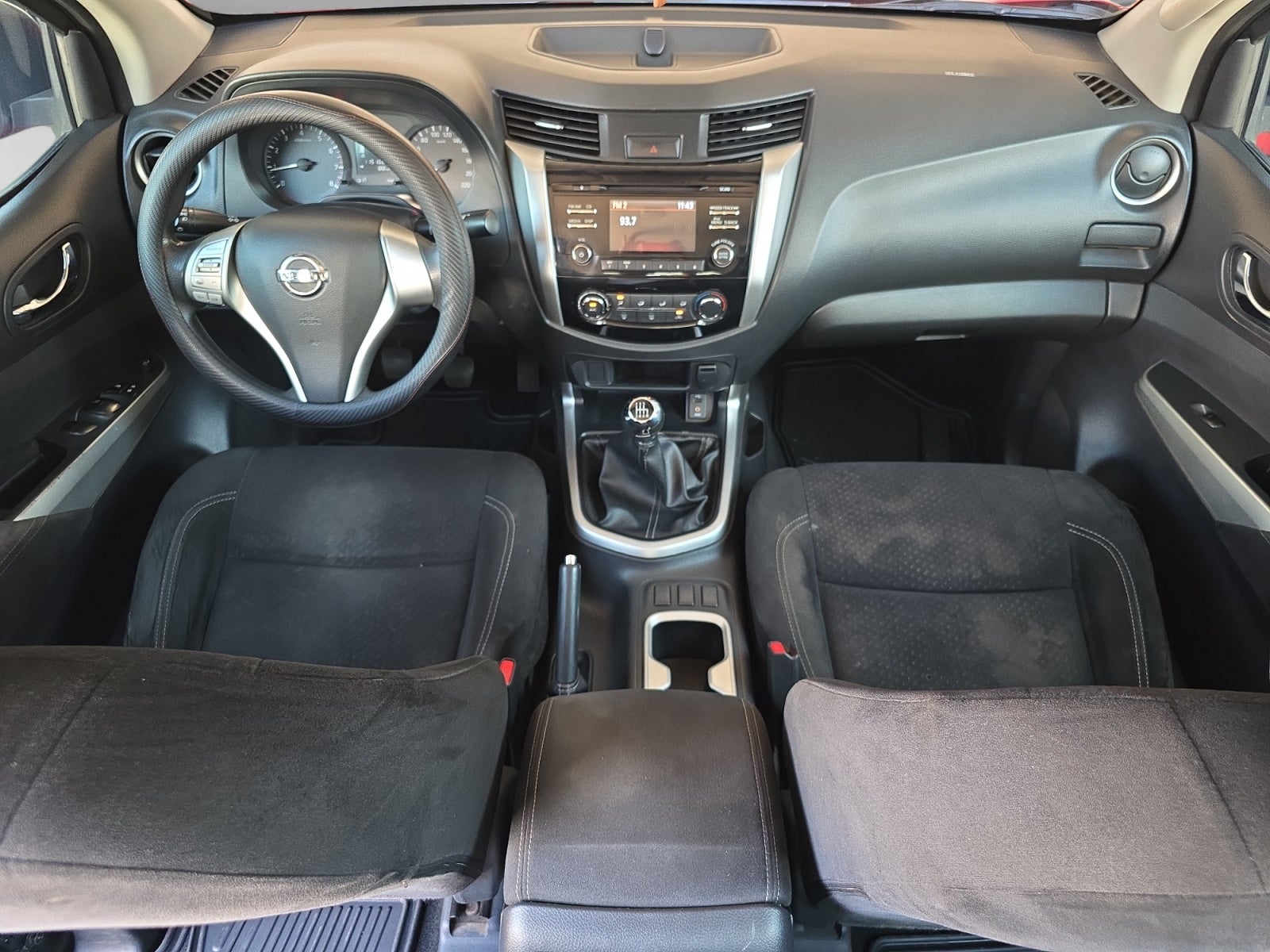 2020 Nissan FRONTIER LE TM AC