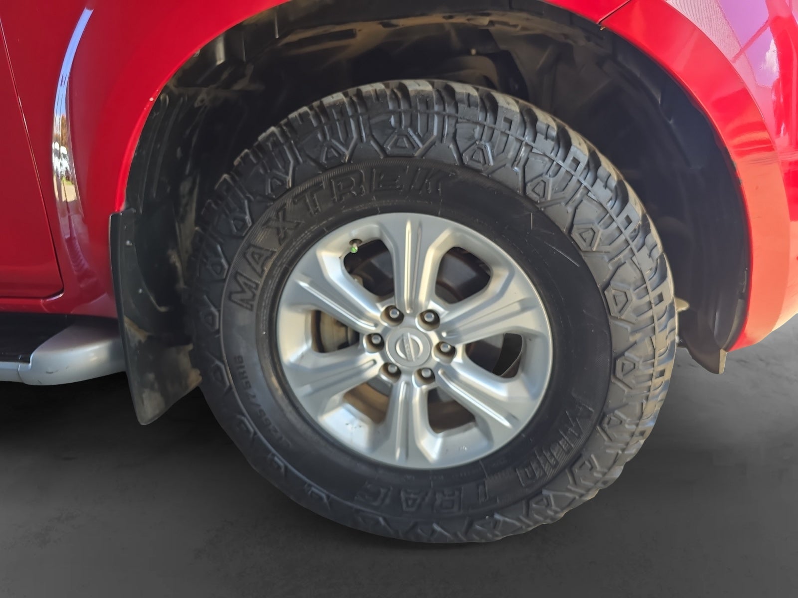 2020 Nissan FRONTIER LE TM AC