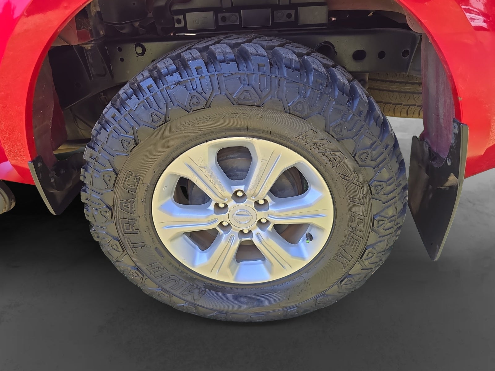 2020 Nissan FRONTIER LE TM AC