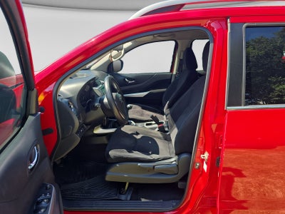 2020 Nissan FRONTIER LE TM AC