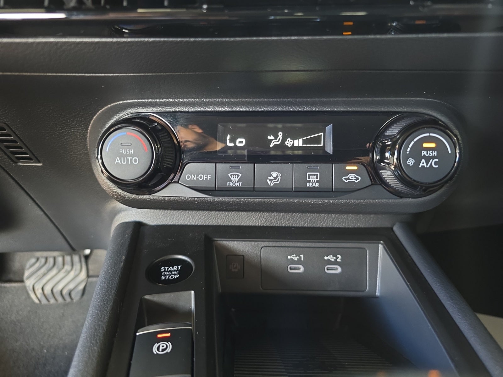 2025 Nissan KICKS ADVANCE CVT