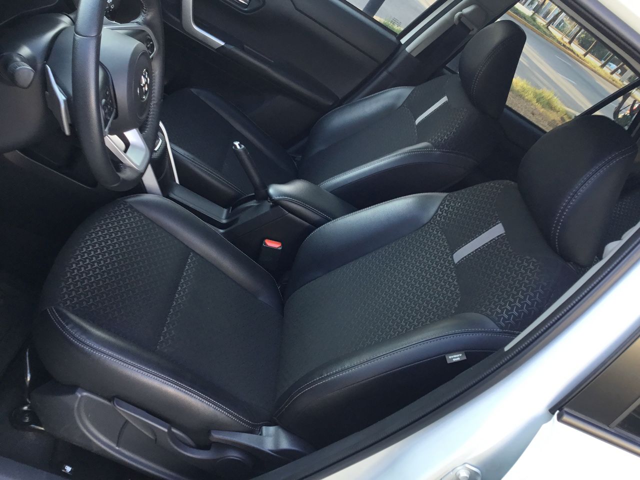 2024 Toyota RAIZE XLE CVT