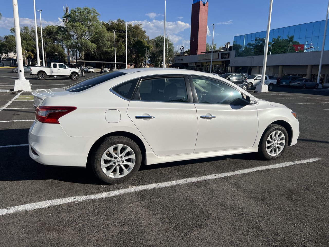 2017 Nissan SENTRA ADVANCE MT