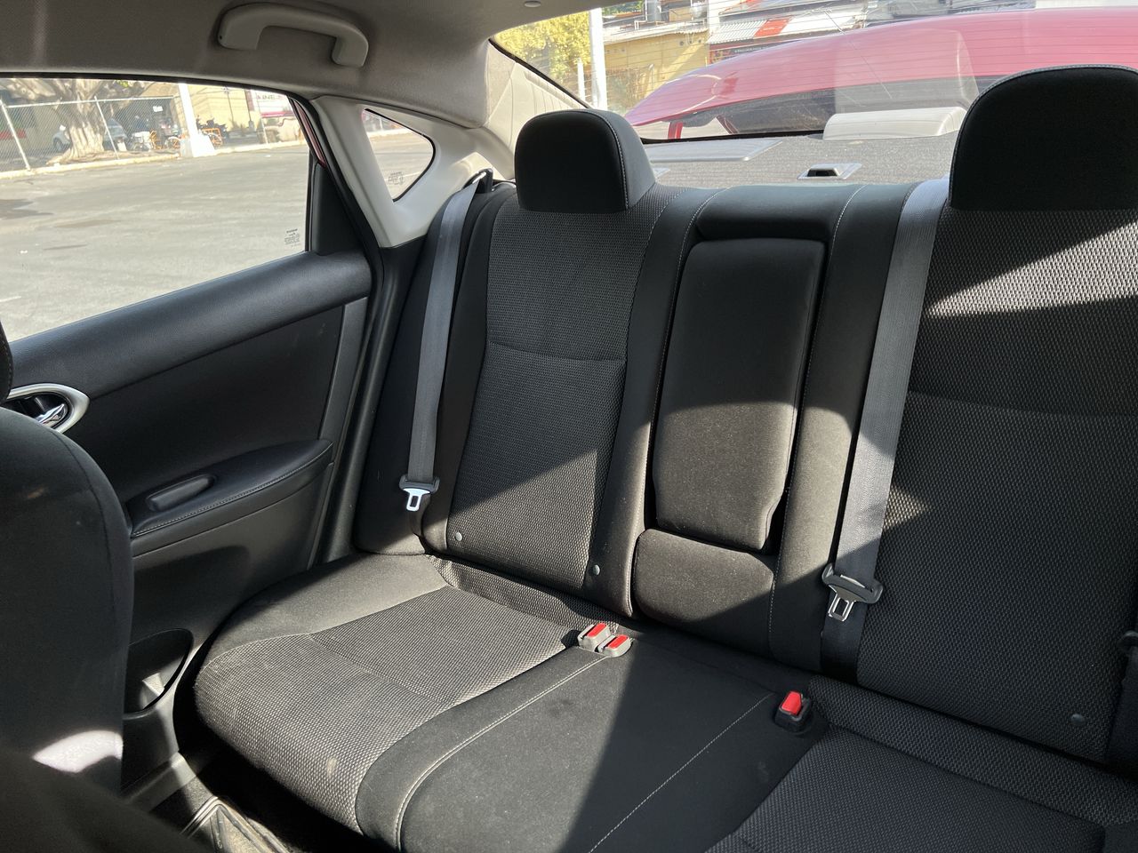 2019 Nissan SENTRA ADVANCE MT