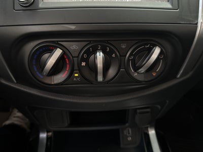 2023 Nissan FRONTIER FRONTIER  LE TA