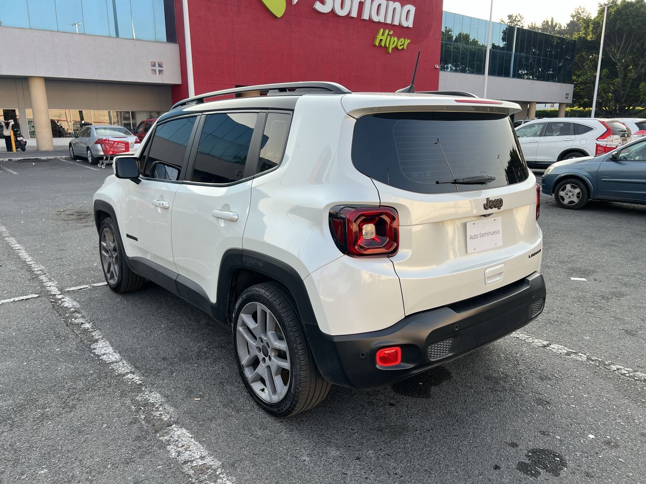 2022 Jeep RENEGADE LIMITED
