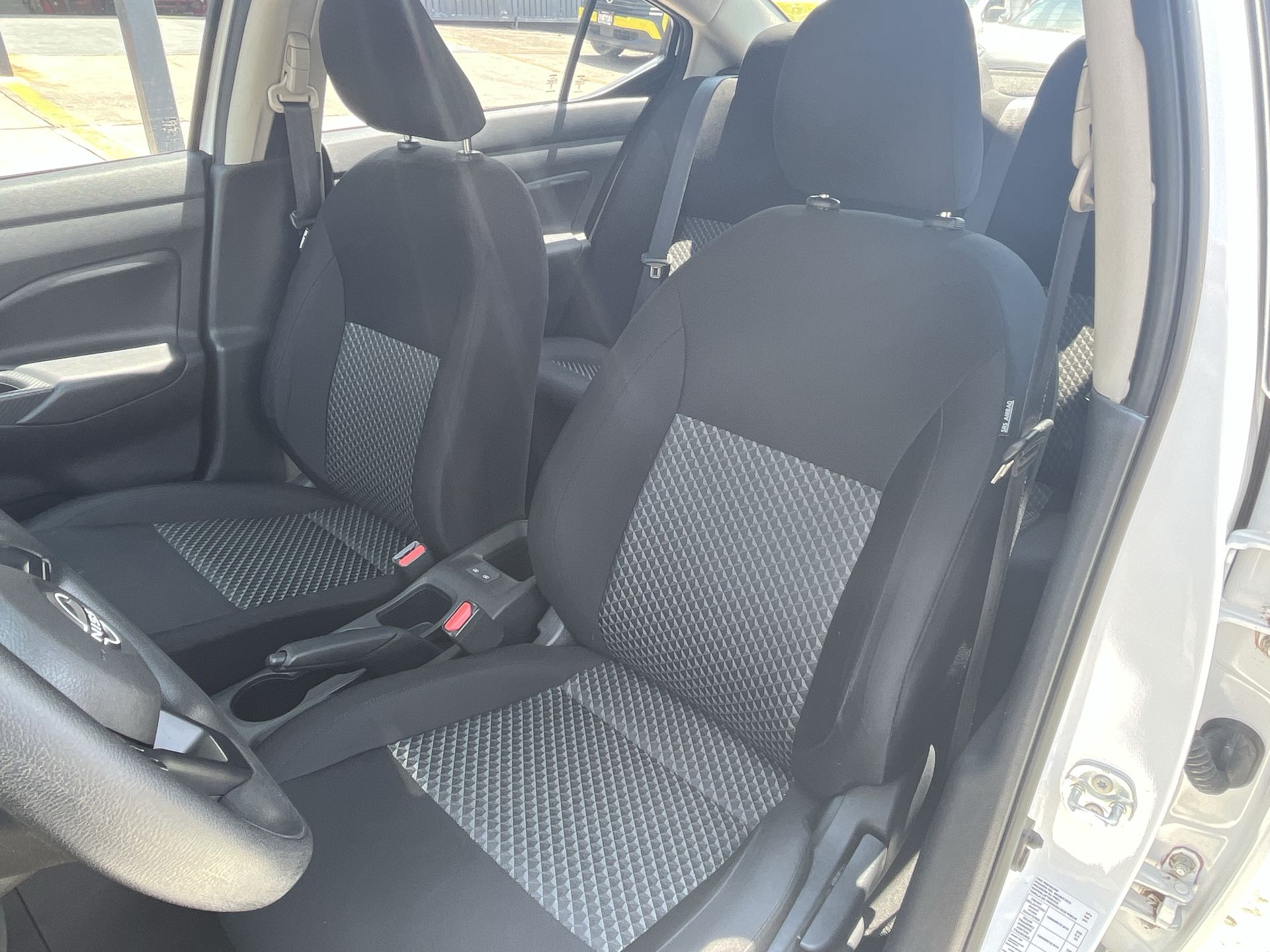 2023 Nissan VERSA SENSE MT 23