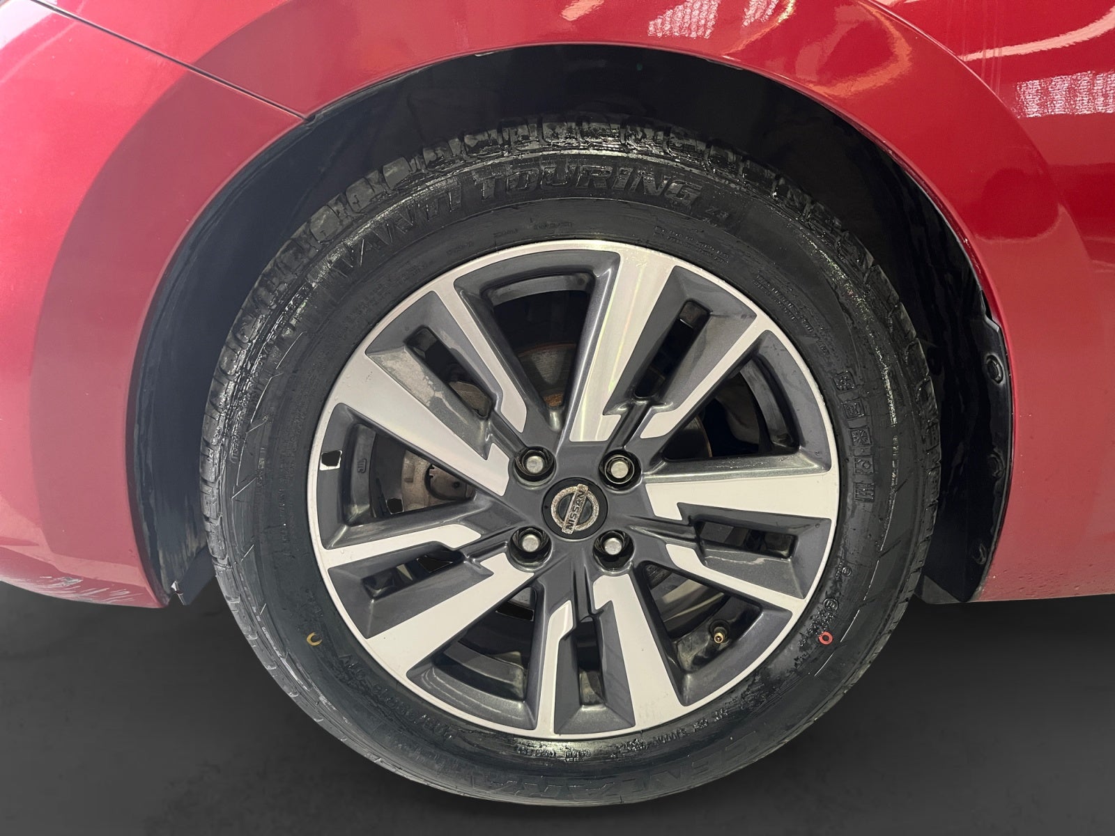 2022 Nissan VERSA ADVANCE CVT 22