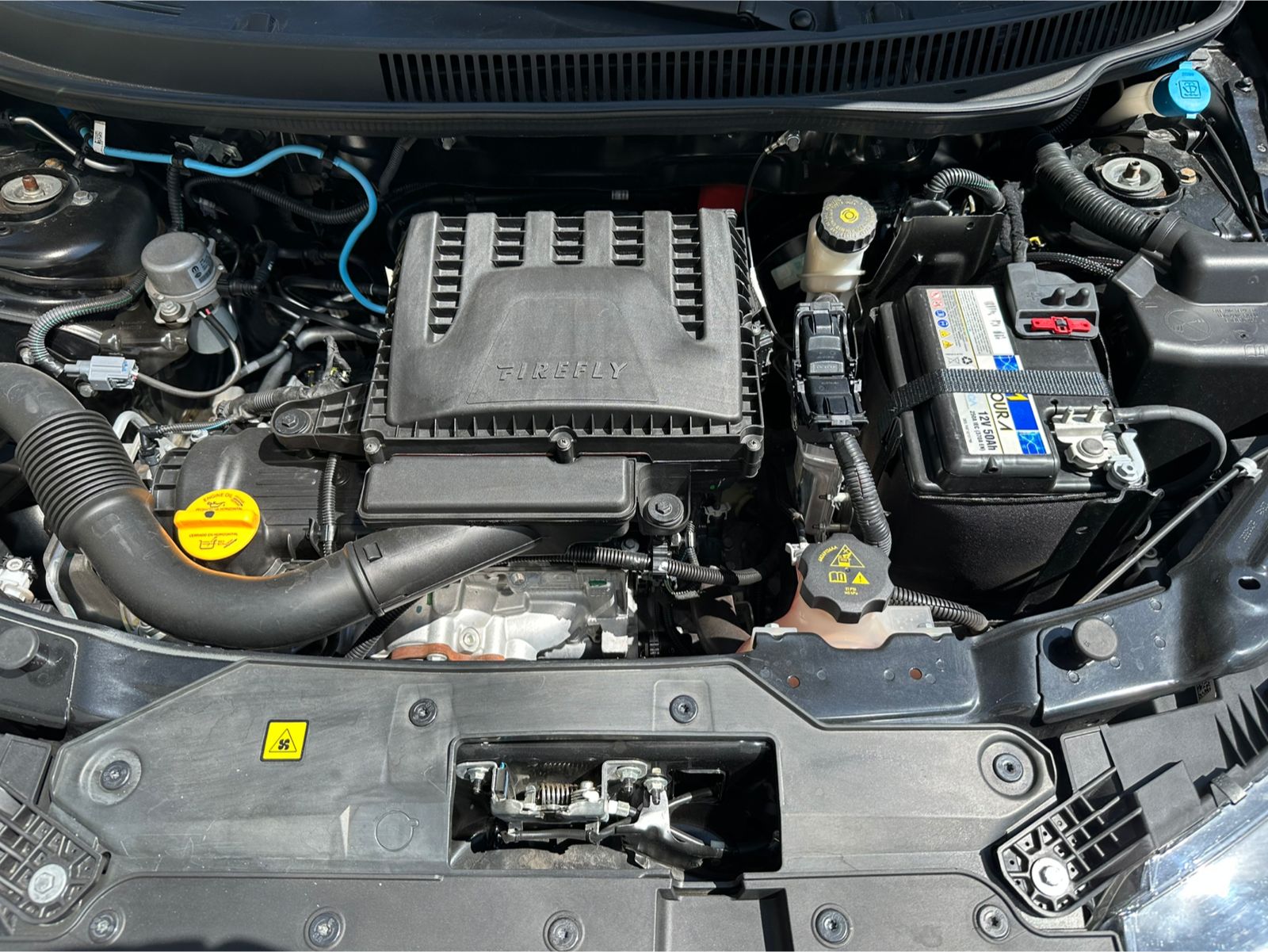 2024 RAM 700 LARAMIE CVT, L4, 1.3L, 98 CP, 4 PUERTAS