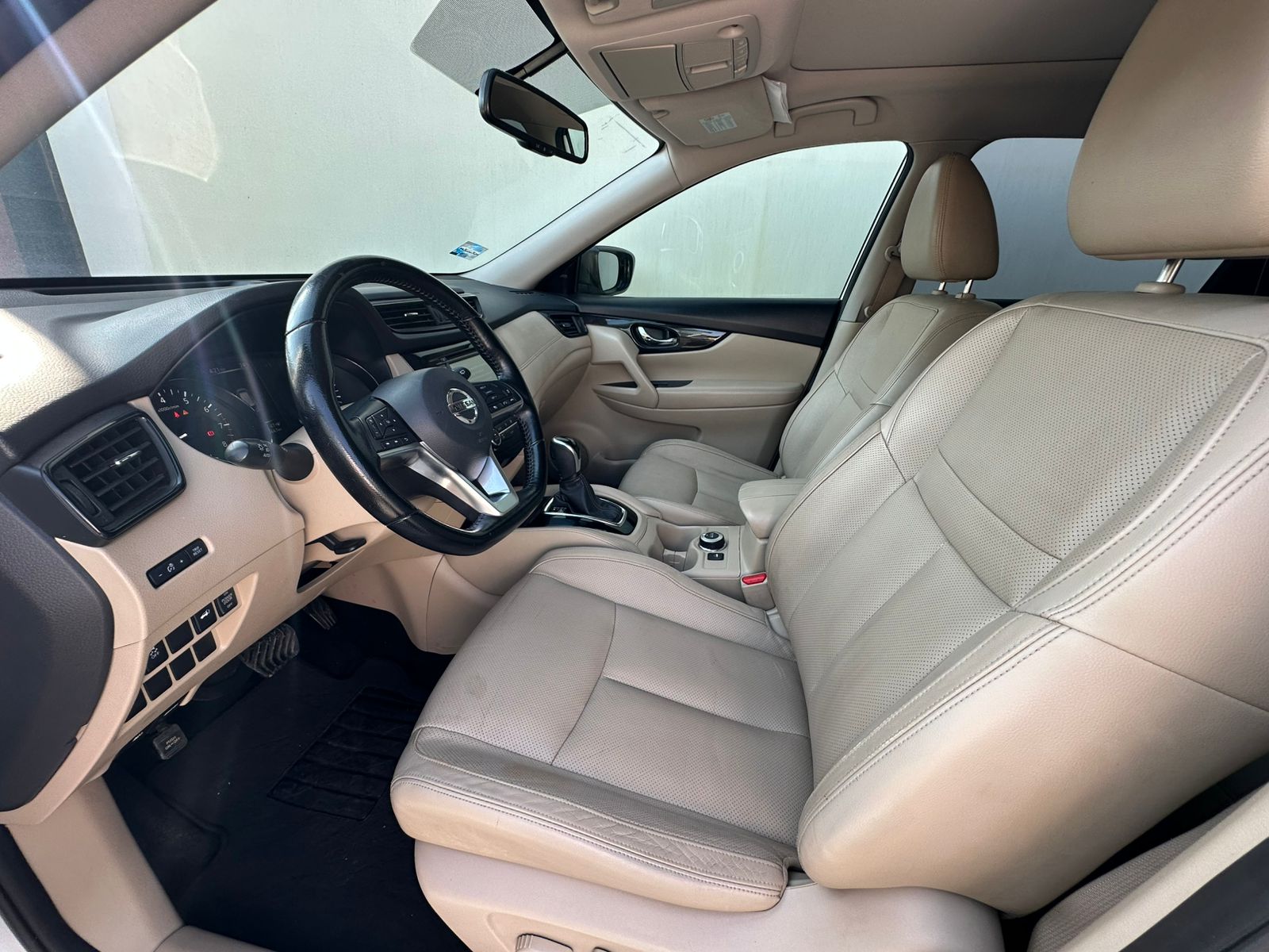 2020 Nissan X-Trail EXCLUSIVE L4 2.5L 170 CP 5 PUERTAS AUT PIEL BA AA QC