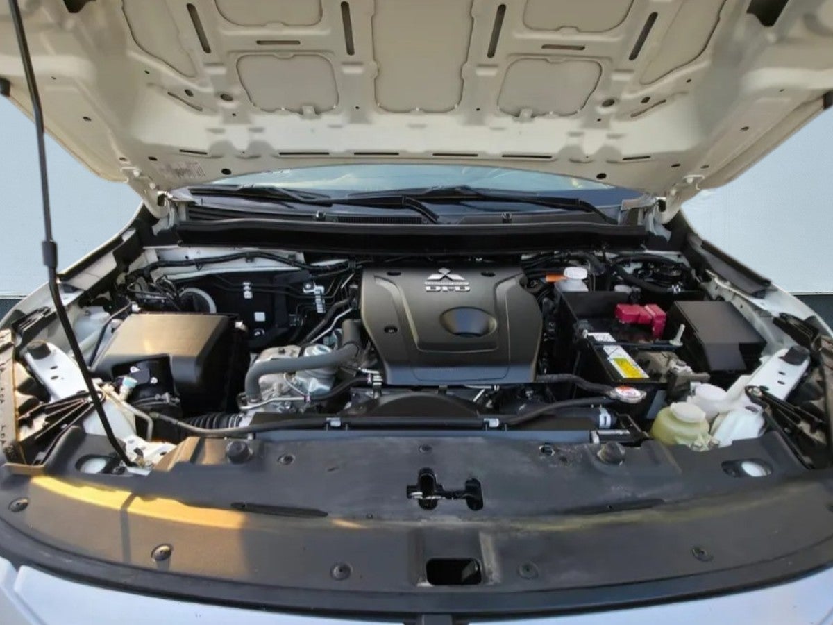 2024 Mitsubishi L200 GLS, L4, 2.4L, 178 CP, 4 PUERTAS, AUT, DIESEL