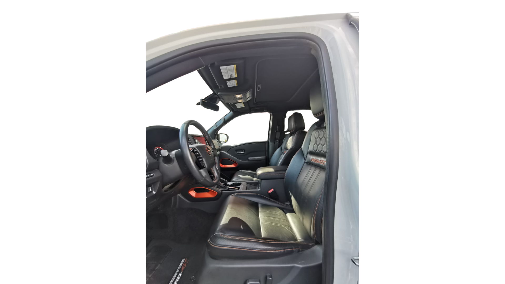 2024 Nissan FRONTIER 4P PRO-4X L42.5 AUT 4X4