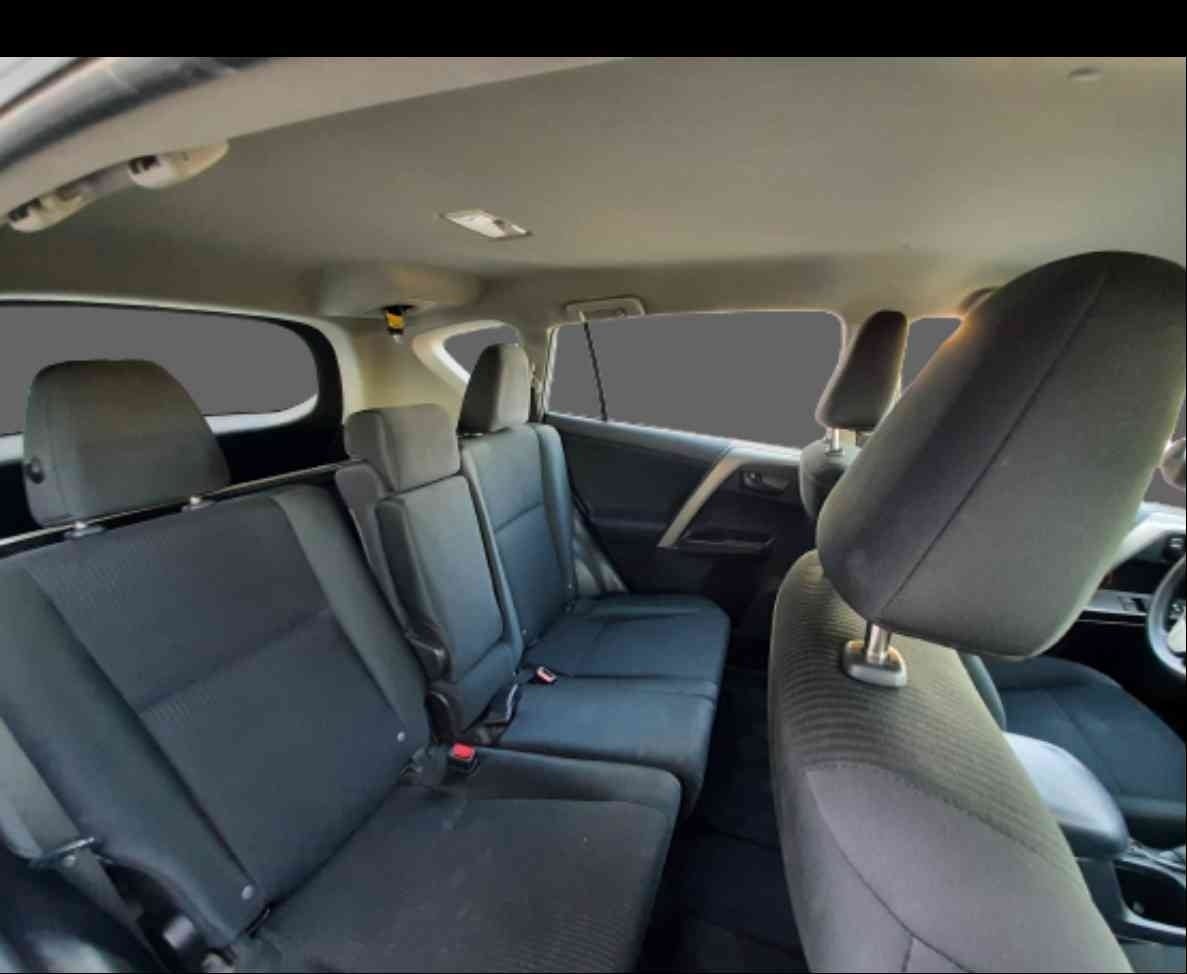 2018 Toyota RAV4 5 PTS LE L4 TA RA-17