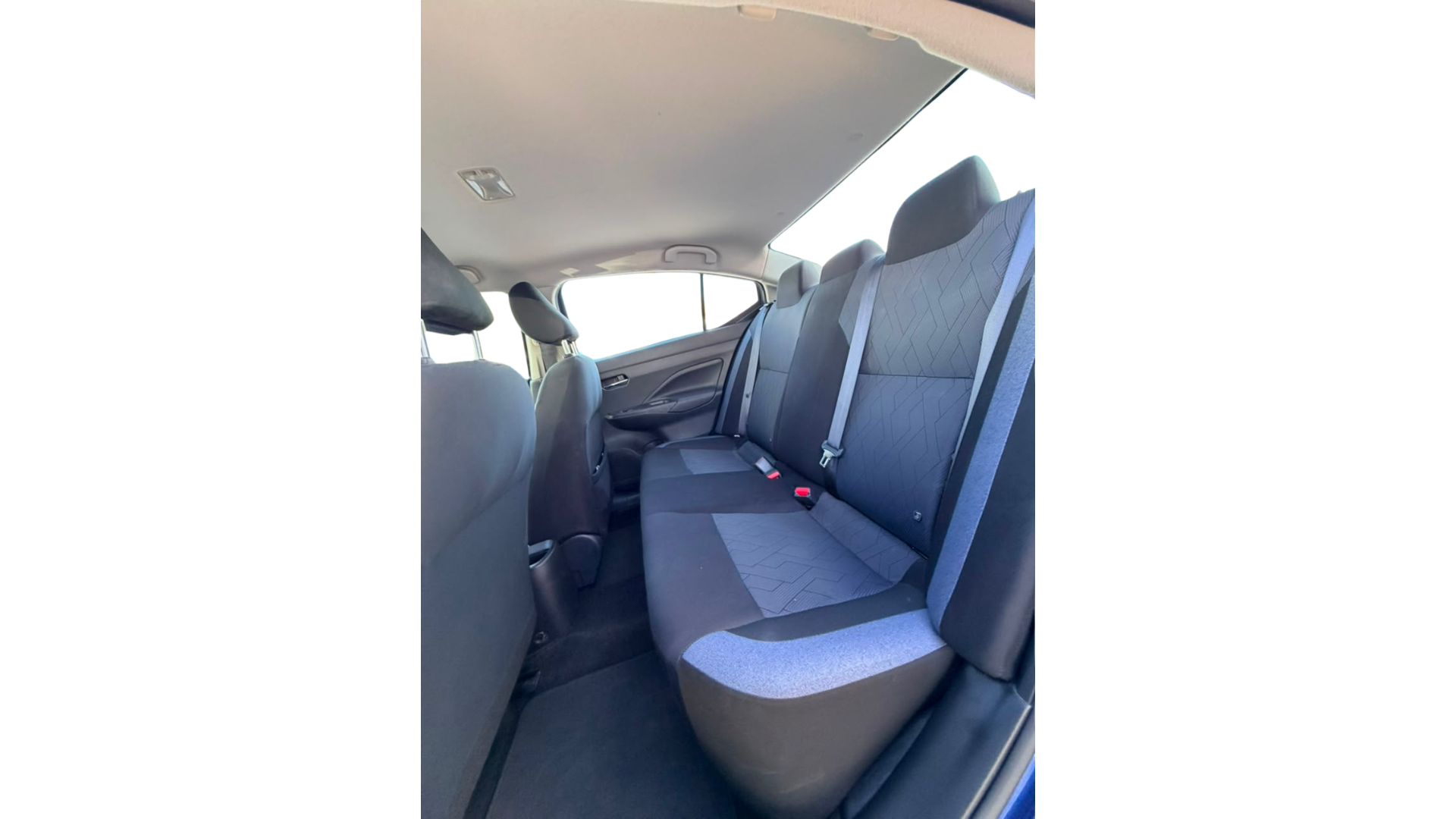 2023 Nissan VERSA 4P ADVANCE L41.6 MAN