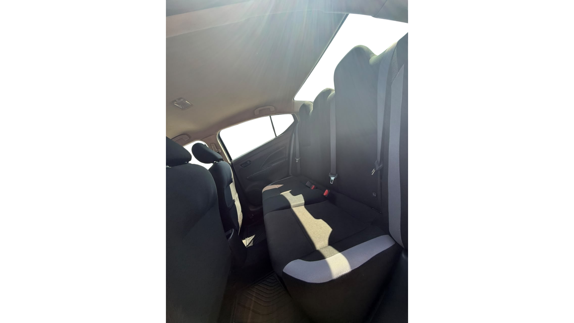 2025 Nissan VERSA 4P SENSE L41.6 AUT