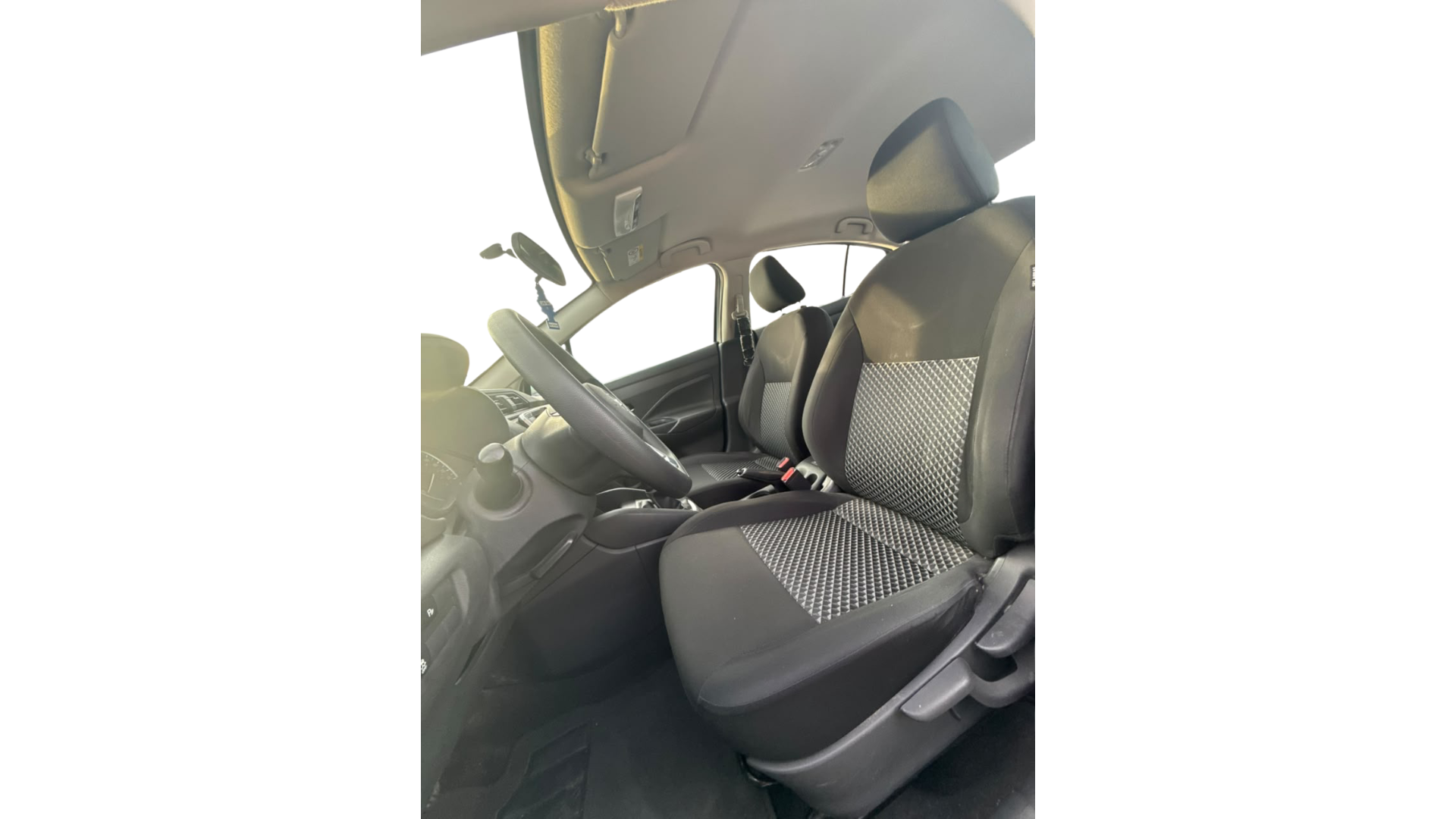 2021 Nissan VERSA 4 PTS SENSE TM5 AAC VE R-15