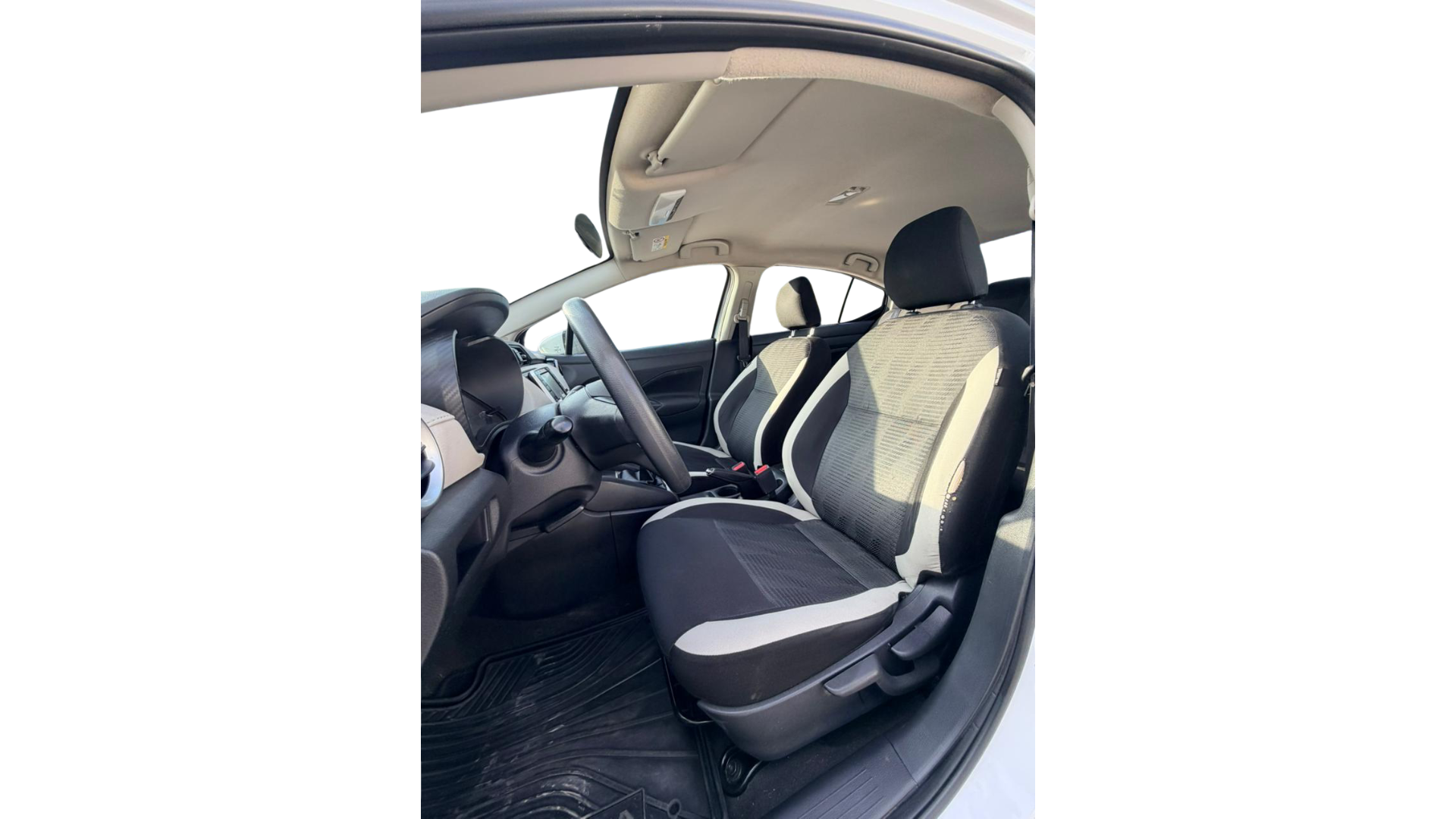 2022 Nissan VERSA 4 PTS ADVANCE TM5 AAC VE F NIEBLA RA-16