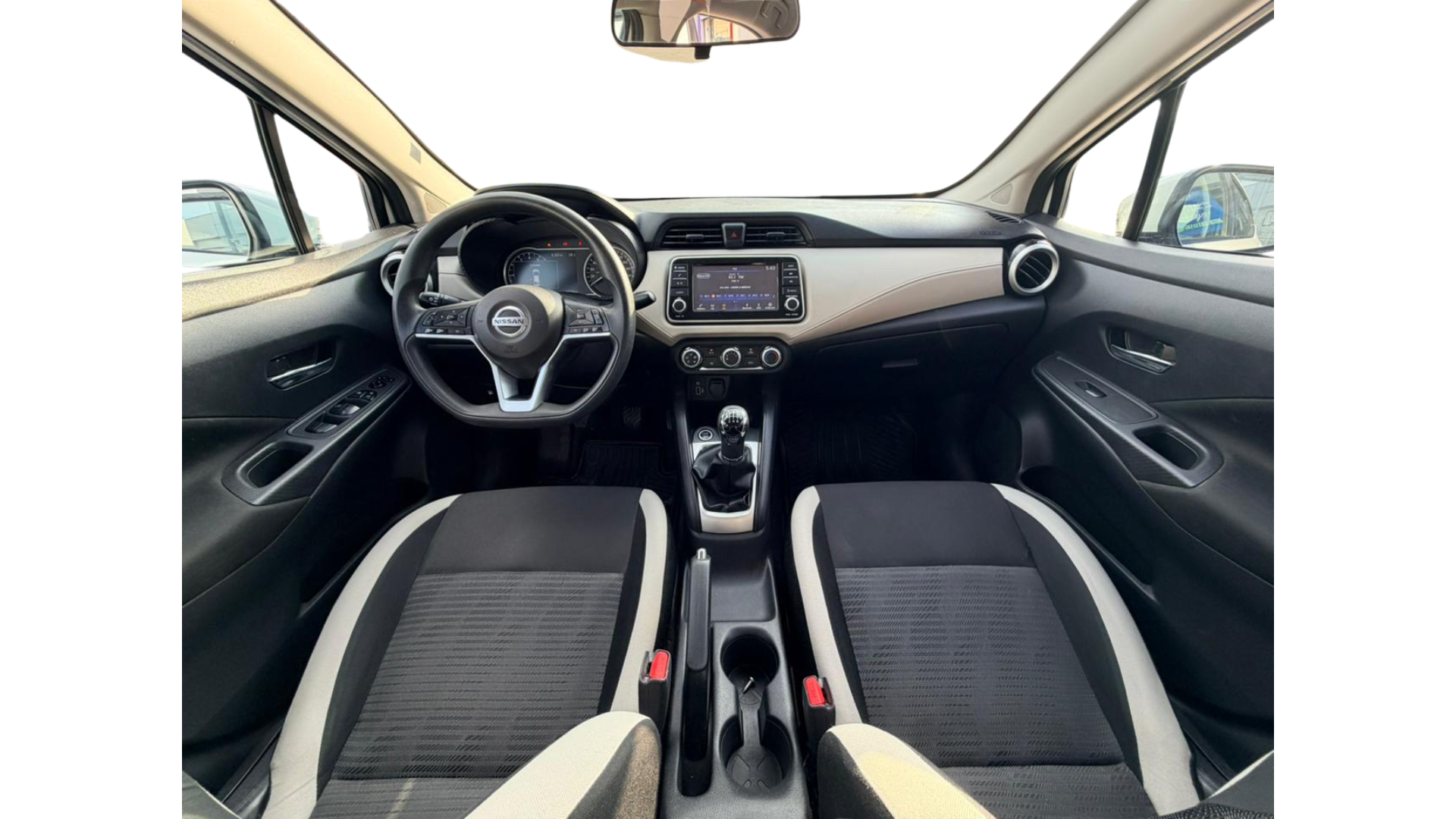 2022 Nissan VERSA 4 PTS ADVANCE TM5 AAC VE F NIEBLA RA-16