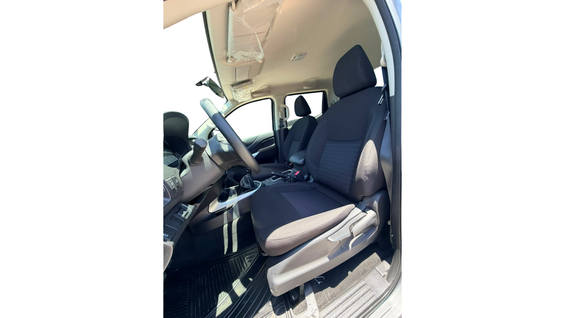 2024 Nissan FRONTIER 4P LE L42.5 MAN