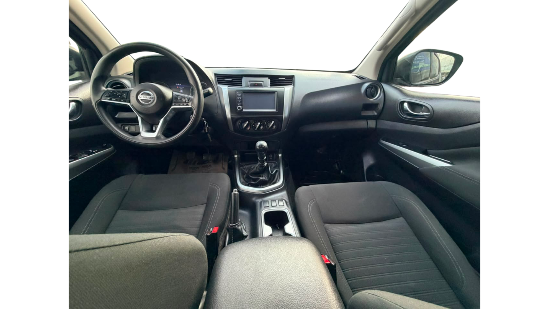 2022 Nissan FRONTIER 4 PTS LE L4 25L TM6 AAC VE ESTRIBOS RA-17