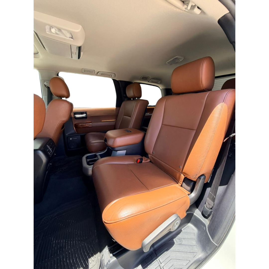 2019 Toyota SEQUOIA 5 PTS PLATINUM 57L AAC PIEL PERFORADA QC DVD RA-20