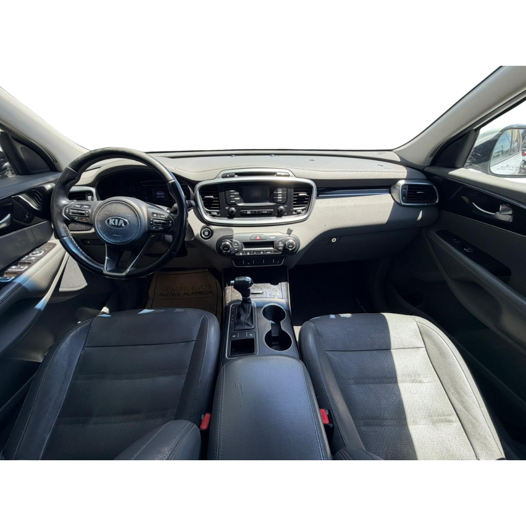 2016 Kia SORENTO 5 PTS EX V6 TA AAC PIEL 7 PAS RA-18